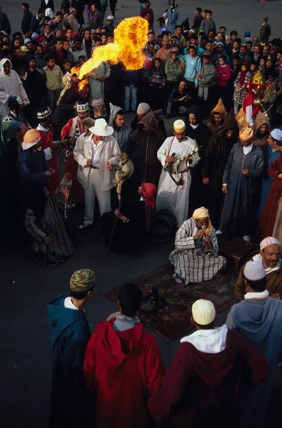 Plac Dżemaa el-Fna (Jemaa el-Fna) w Marakeszu