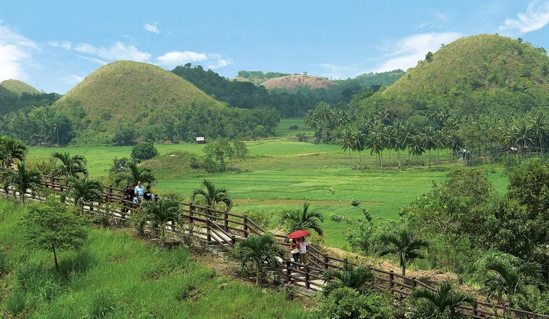 Niezwykłe Wzgórza Czekoladowe na Bohol