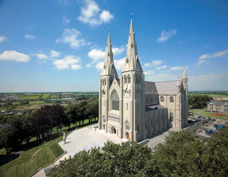 Katedra rzymskokatolicka św. Patryka w Armagh w Irlandii Północnej
