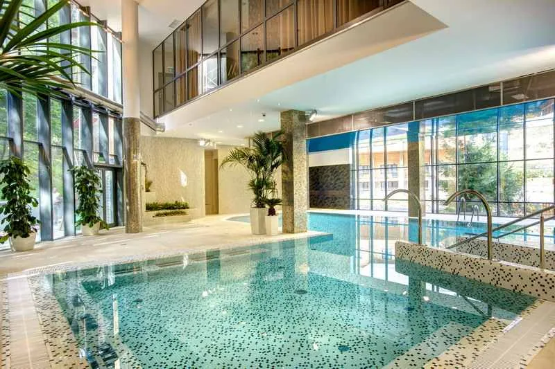 Krynicki Czarny Potok Resort & SPA – basen rekreacyjny