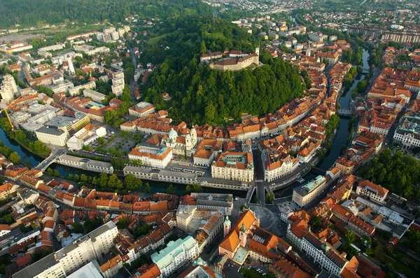 Stolica Słowenii leży u stóp średniowiecznego Zamku Lublańskiego