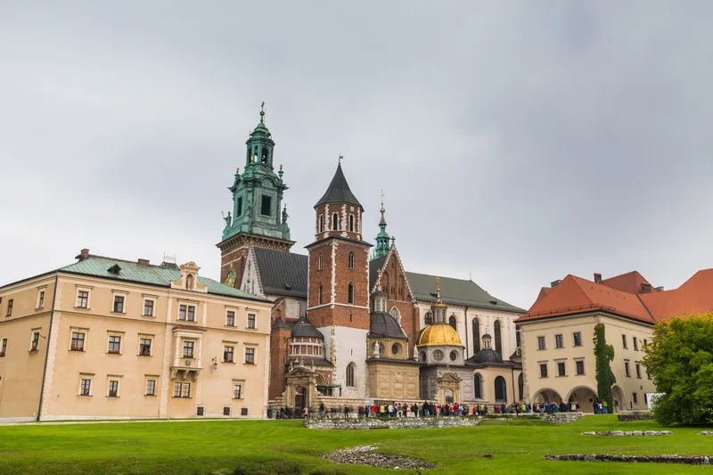 W Katedrze na Wawelu odbywały się koronacje polskich królów