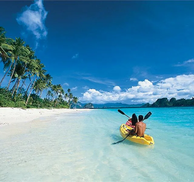 kayaking_in_pangulasian.jpg