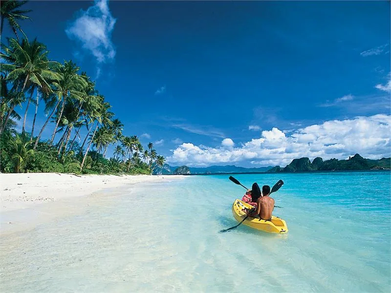kayaking_in_pangulasian.jpg