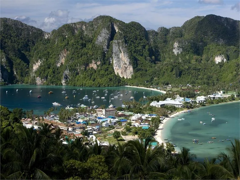phi-ph-island-1.jpg