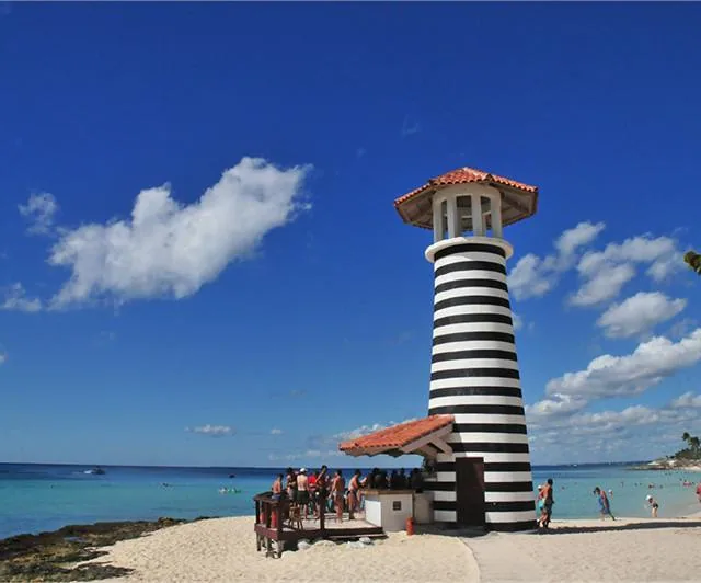 Bayahibe-964180133-O