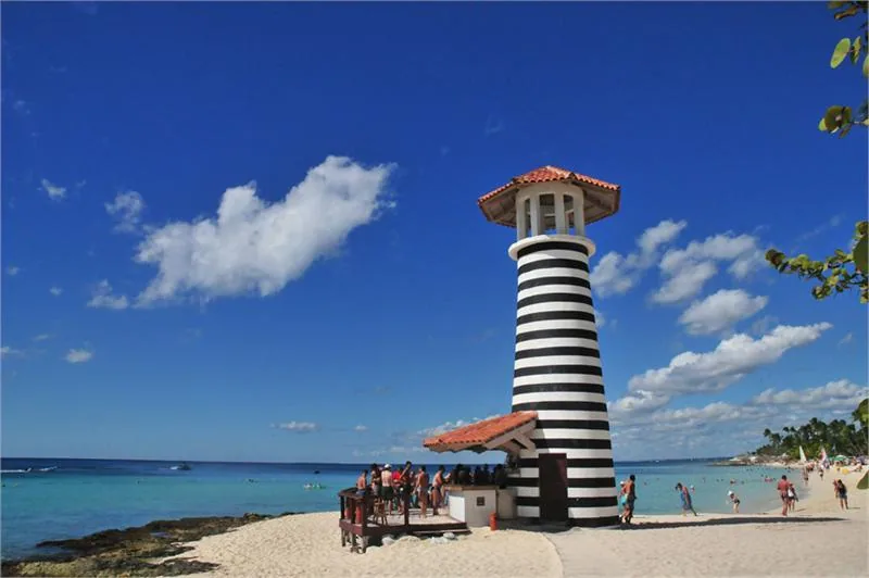 Bayahibe-964180133-O