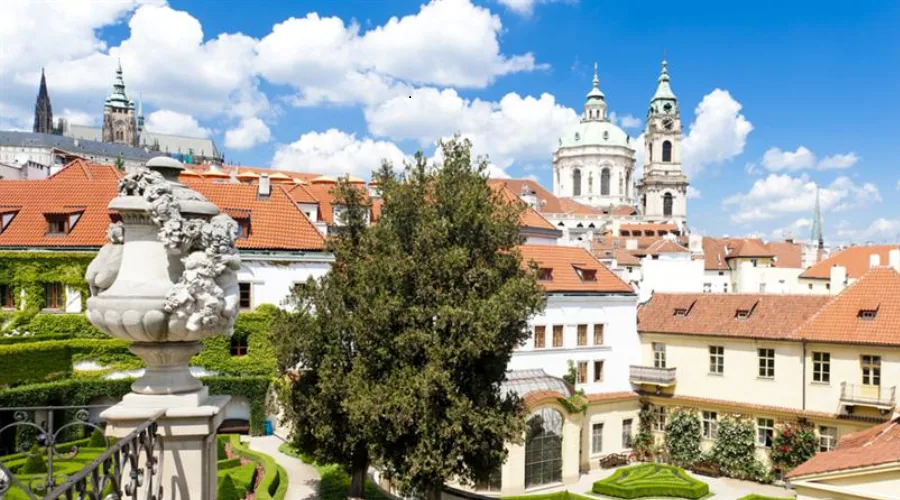 Praga Ogród Vrtbovski 1. Żródło www.kudyznudy.cz