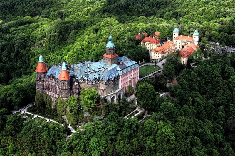 Piotr strzelecki 24000px