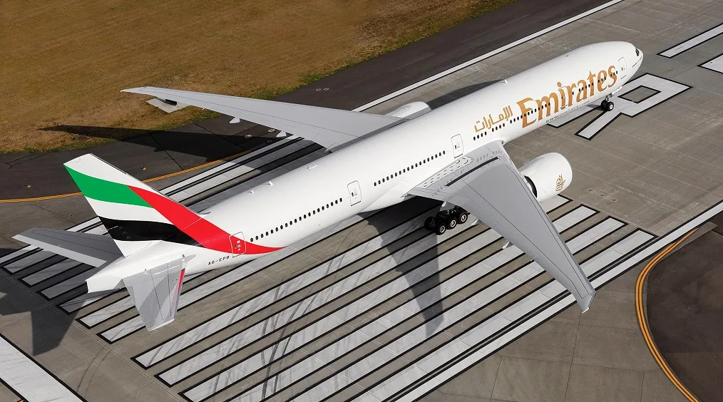 emiirates boeing 777 300er image 3