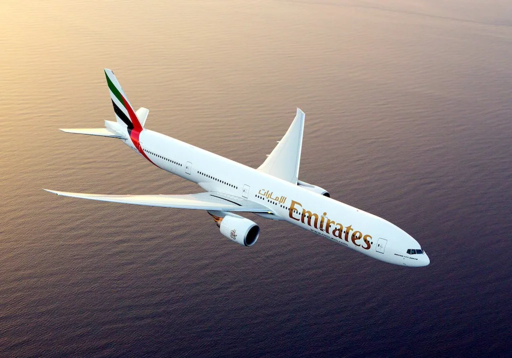 emirates boeing 777 300er latest