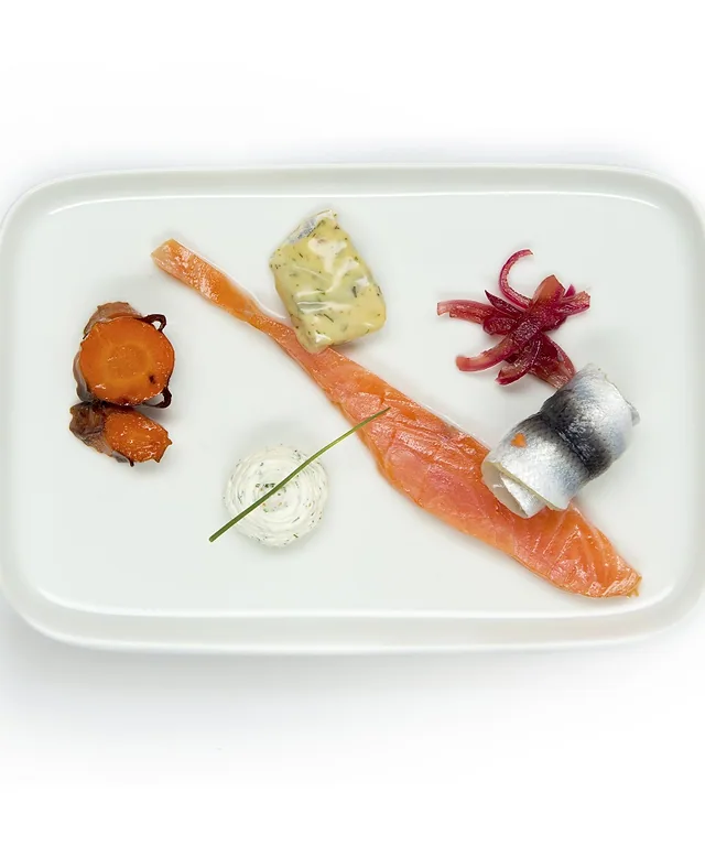 Vottonen 100 Finnish fish plate