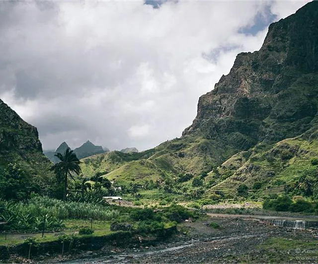 szwed-cabo-verde-santo-antao-ribeiry01-1