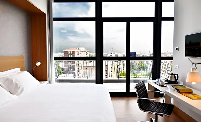 HGI Milan North 03