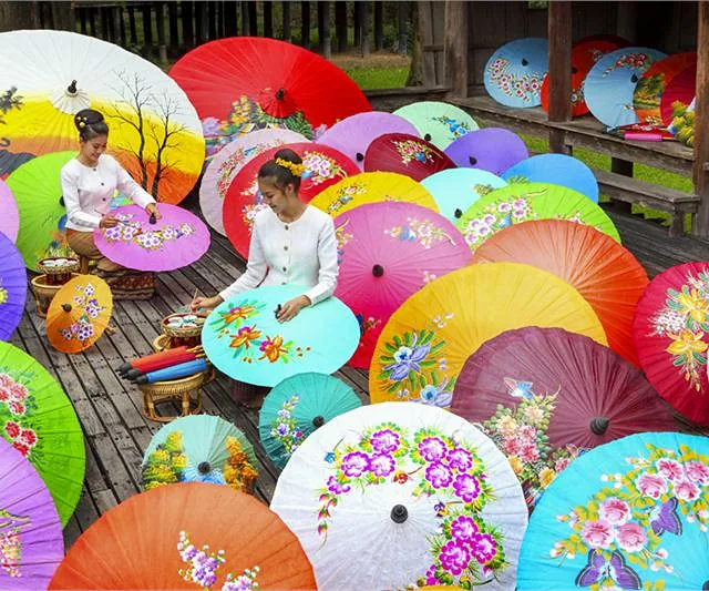 MS Borsang s umbrellas-Chiang Mai-036BB