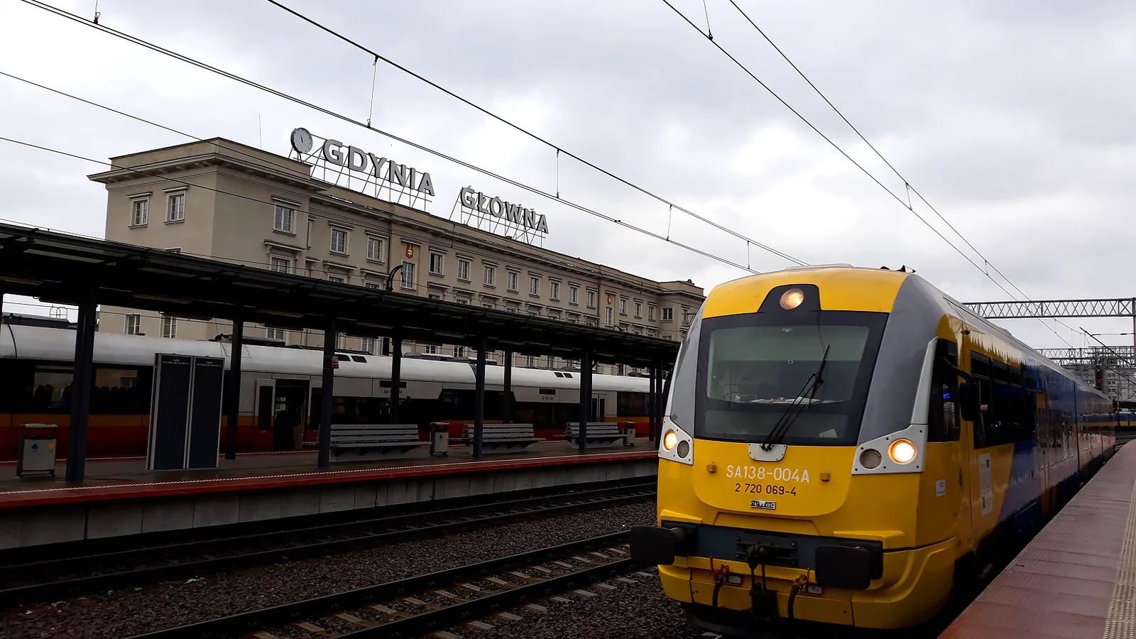 Pociąg Braniewo-Gdynia na stacji docelowej. Fot. POLREGIO