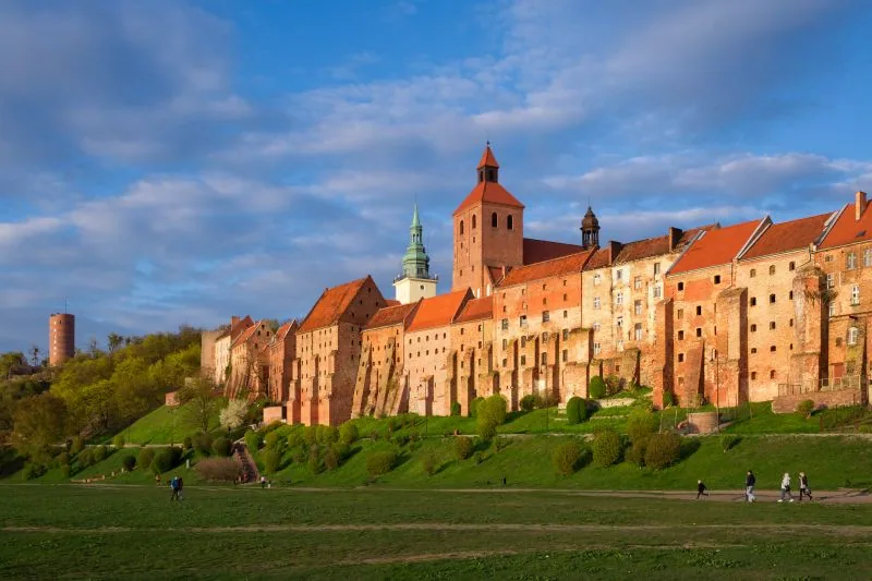 Spichlerze gotyckie nad Wisłą w Grudziądzu © KUJAWSKO-POMORSKA ORGANIZACJA TURYSTYCZNA