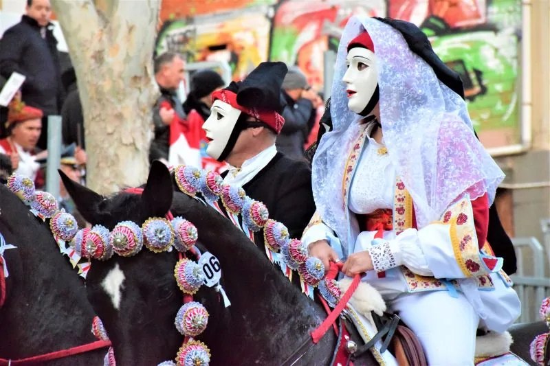 Sartiglia – widowiskowy turniej konny odbywający się podczas karnawału w Oristano © URSZULA KRAJEWSKA/WWW.INTERPRETAREITALIA.COM