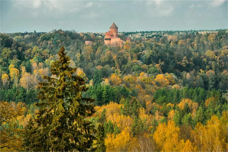 Zamek Turaida, którego budowę rozpoczęto w 1214 r.