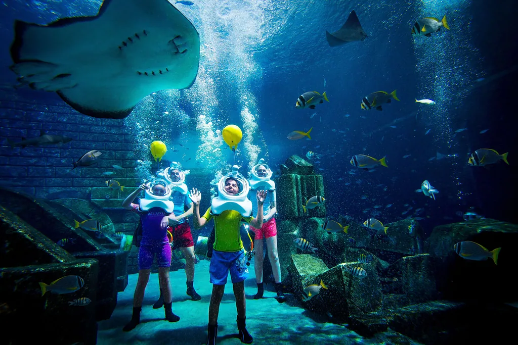 The Lost Chambers Aquarium w Atlantis, The Palm, gdzie otacza nas ok. 65 tys. morskich stworzeń.