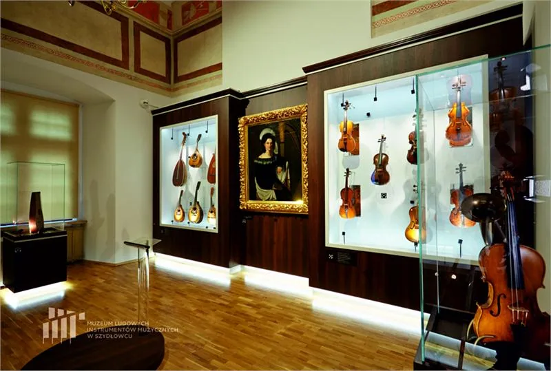 Wystawa Magia instrumentów. Osobliwości„inwencja trzygłosowa” w Muzeum Ludowych Instrumentów Muzycznych