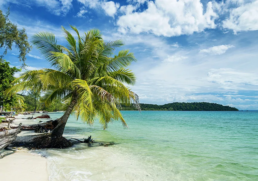 quiet empty paradise beach in koh rong island near sihanoukville cambodia