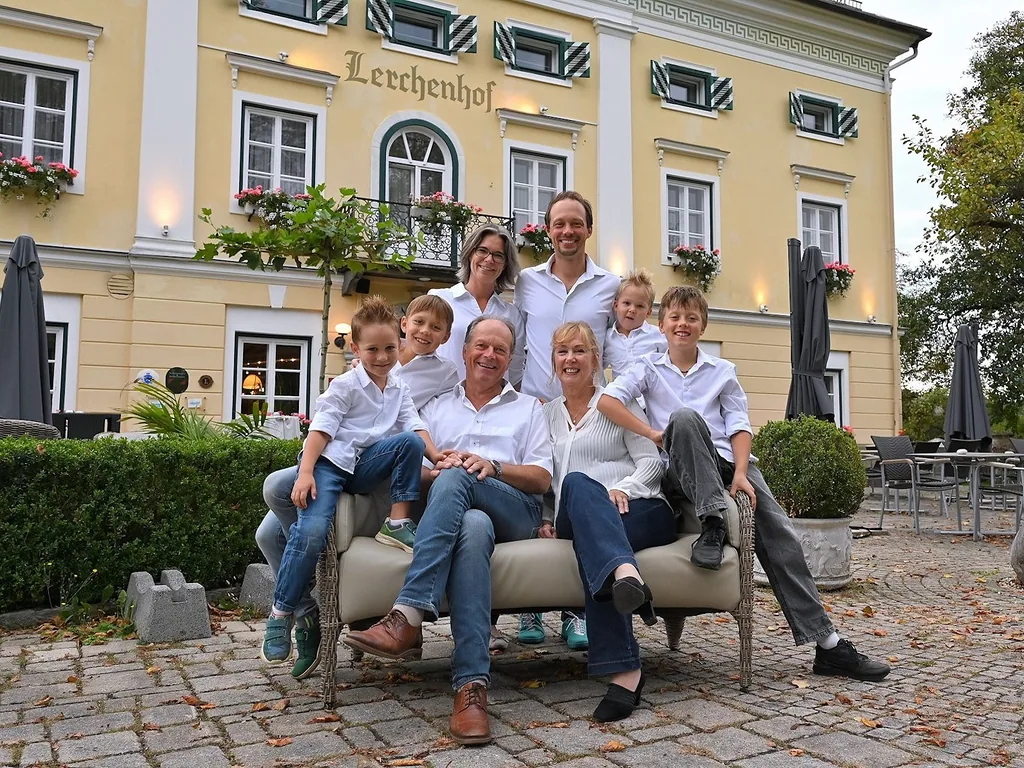 SchlossLerchenhof-FamilieSteinwender